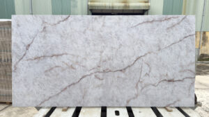 Matterhorn – 380 Quartz