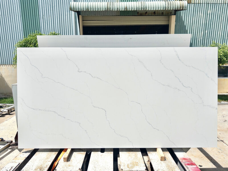 Calacatta River – 380 Quartz