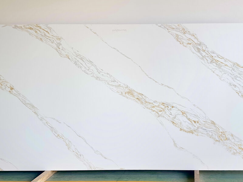 Calacatta Golden Poseidon – 380 Quartz