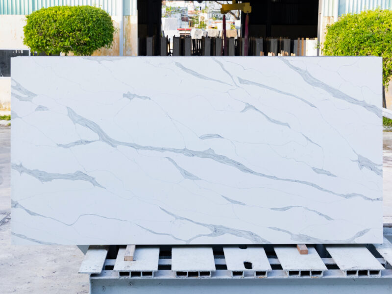 Calacatta Laguna Grey – 380 Quartz