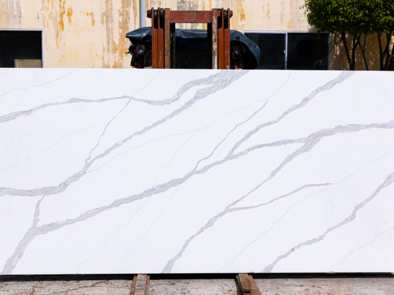 Calacatta Wood Copper Grey – 380 Quartz
