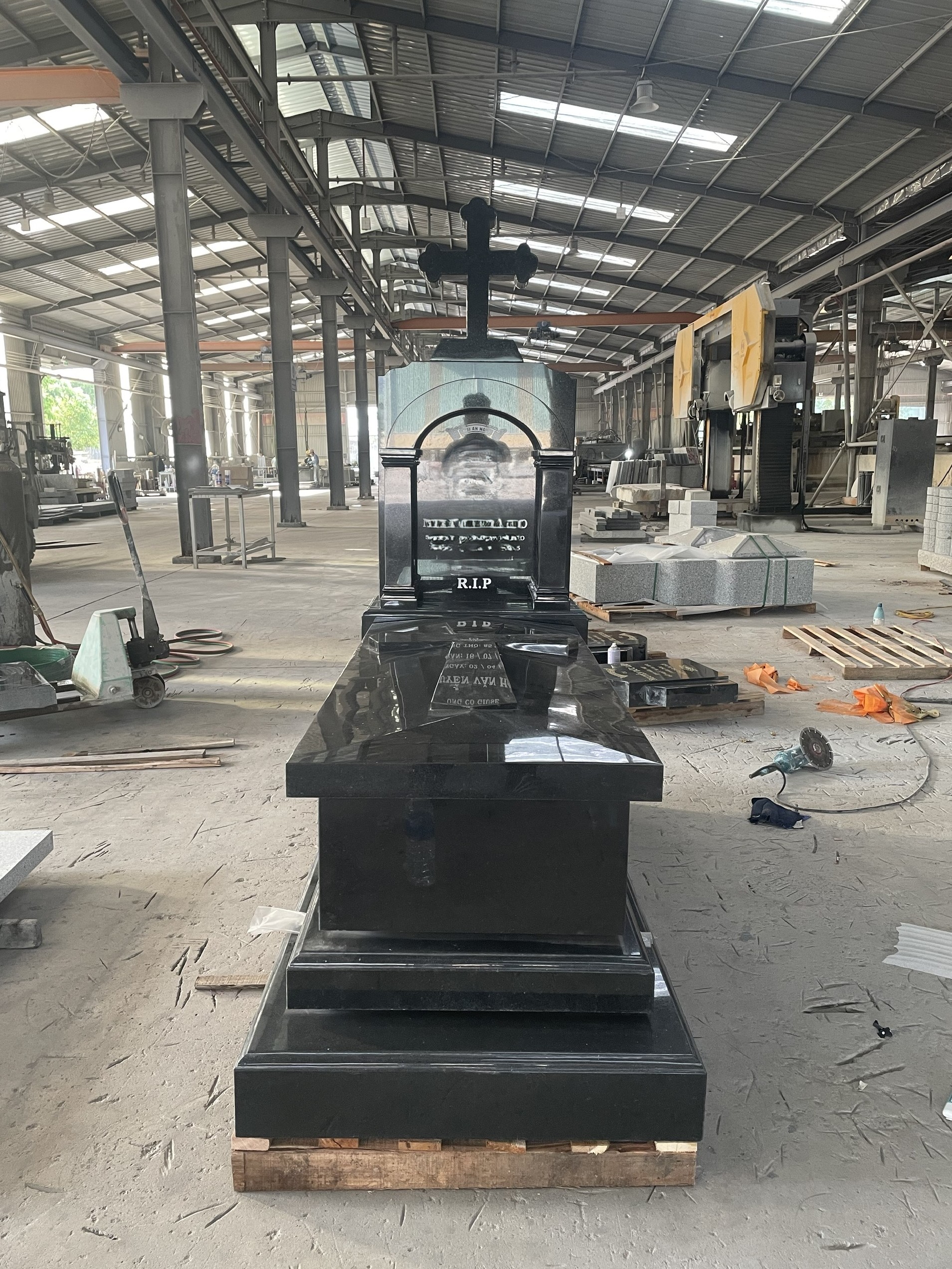 Mộ kiểu Á Đông, bia mộ Nhật Bản – Xí Nghiệp 380