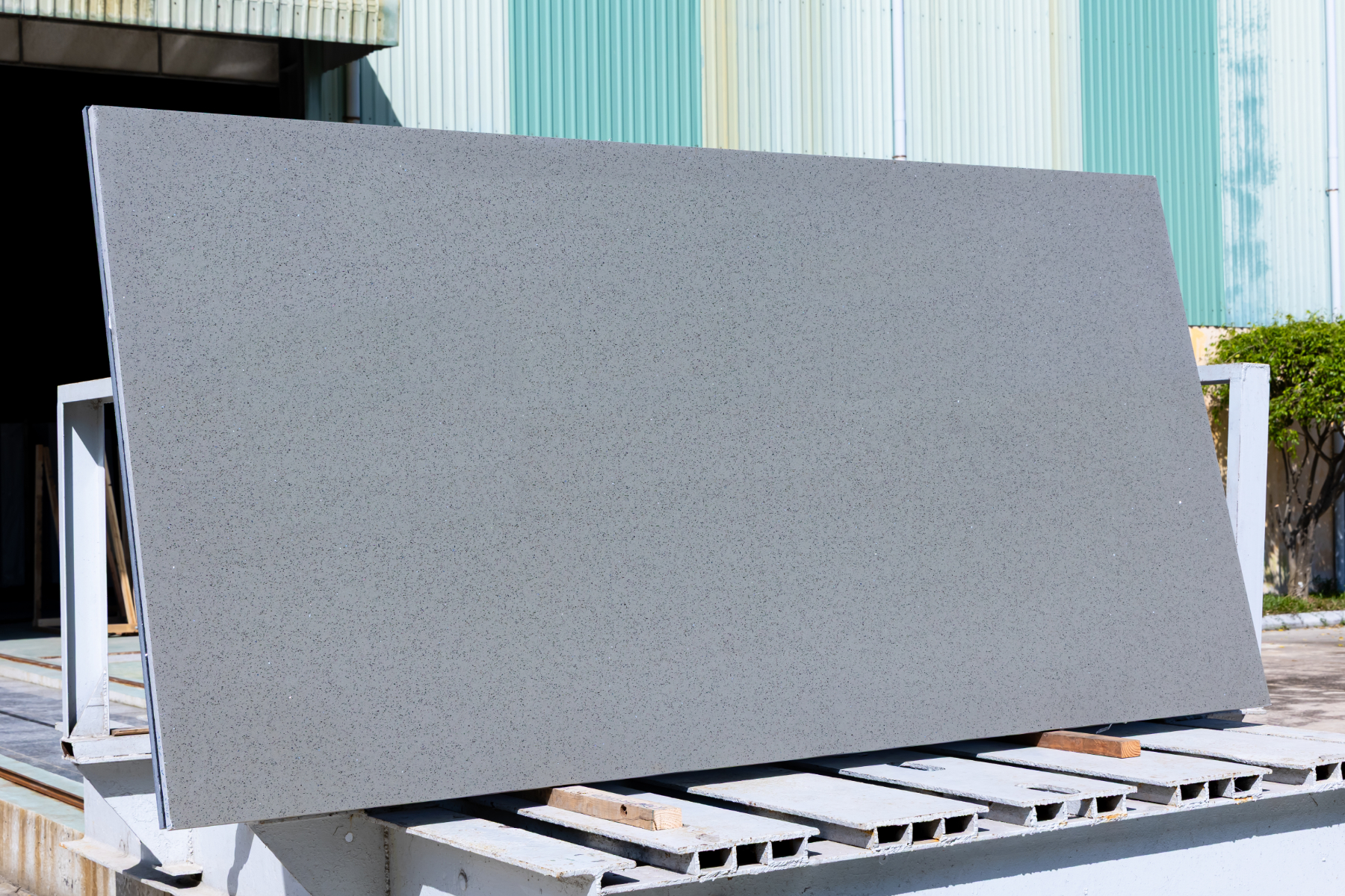 Steel-N – 380 Quartz